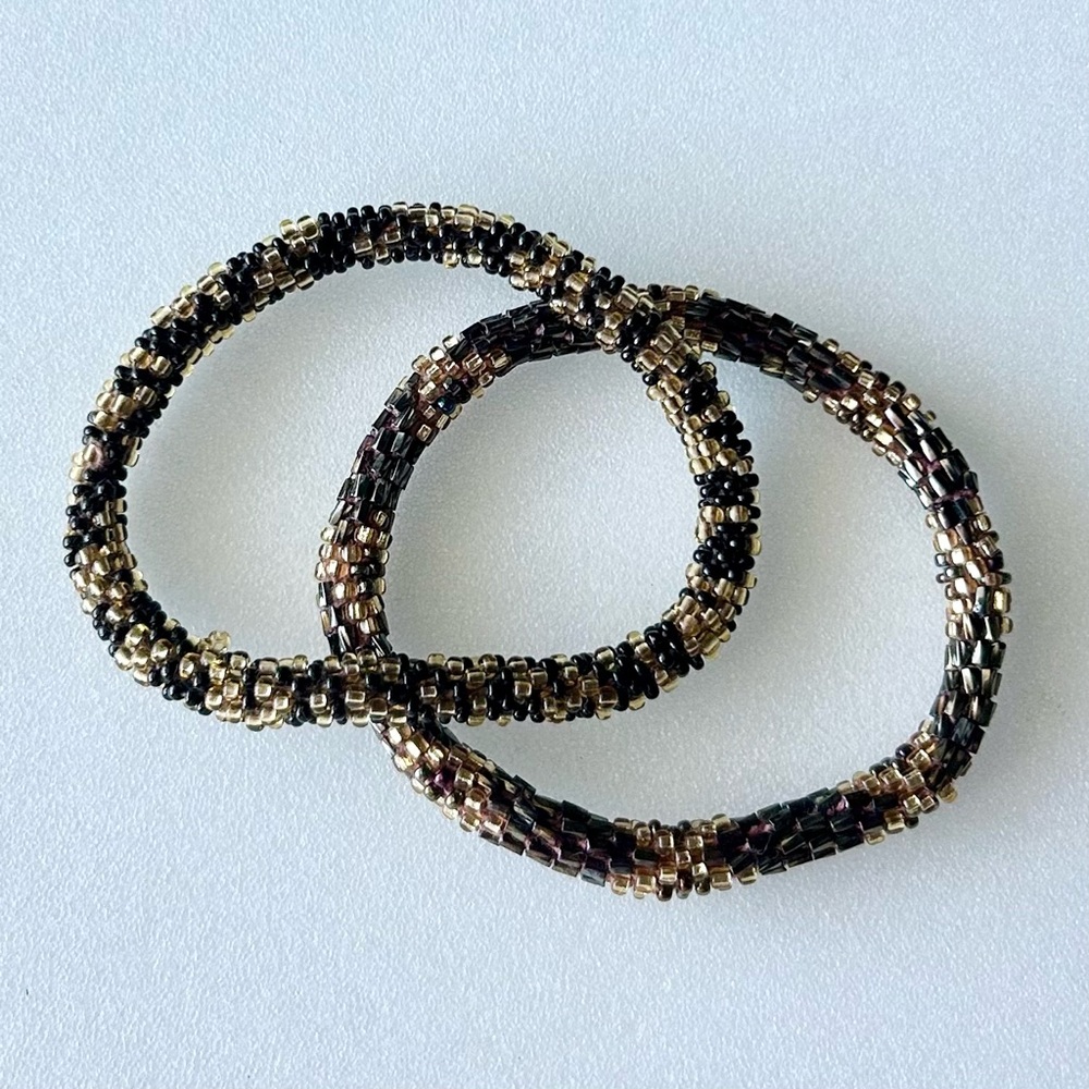 Roll On Glass Seed Bead Bracelet Set Gold and Black Beads 7”